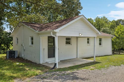 2585 Pow Rd, Baxter, TN, 38544-5021 | Card Image