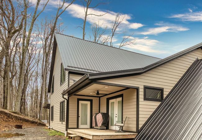 670 Natchez Ln, House other with 4 bedrooms, 4 bathrooms and null parking in Sugar Grove OH | Image 68