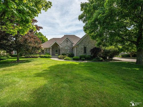 5572 Raven Parkway Drive, Monroe Charter Township, MI, 48161 | Card Image