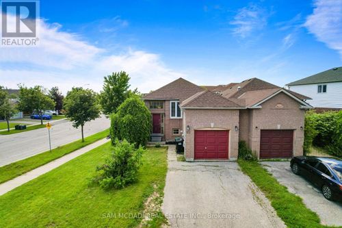 87 Rundle Cres, Barrie, ON, L4N8E6 | Card Image