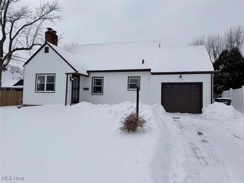 1615 Fairview Pl, Alliance, OH, 44601-3824 | Card Image