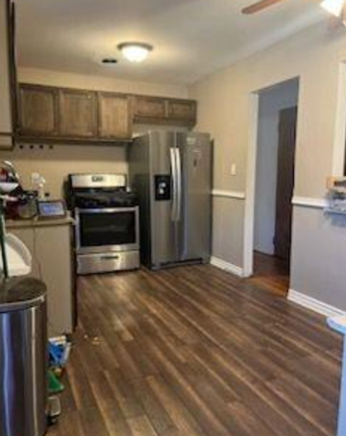3933 11th St, Ecorse, MI, 48229-1303 | Card Image