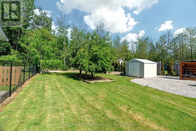 7 Andrew Cres, House other with 2 bedrooms, 1 bathrooms and 6 parking in Goderich ON | Image 31