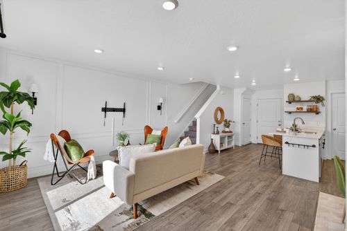 563 N Willow Springs Ave, Lehi, UT, 84048-4633 | Card Image