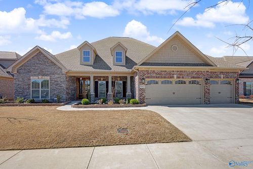 9043 Redstone Square Dr Sw, Huntsville, AL, 35824-4136 | Card Image