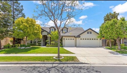 10803 W Whitburn Street, Bakersfield, CA, 93312 | Card Image