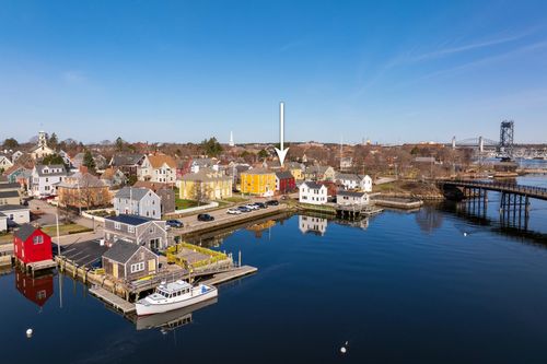 114 Mechanic St, Portsmouth, NH, 03801-4624 | Card Image