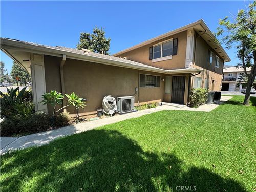 989 W Sierra Madre Ave, Azusa, CA, 91702-1838 | Card Image