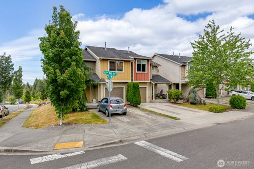 4008 82nd Ave Ne, Marysville, WA, 98270-6850 | Card Image