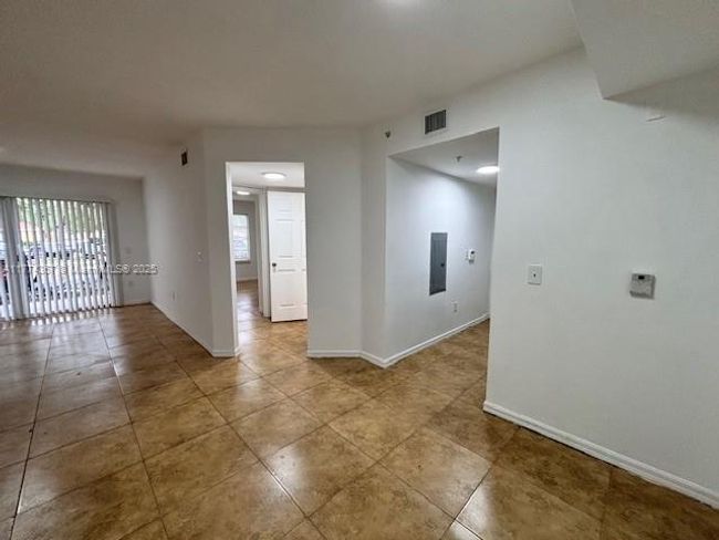 APT-101 - 4190 San Marino Blvd, Condo with 2 bedrooms, 2 bathrooms and null parking in West Palm Beach FL | Image 8