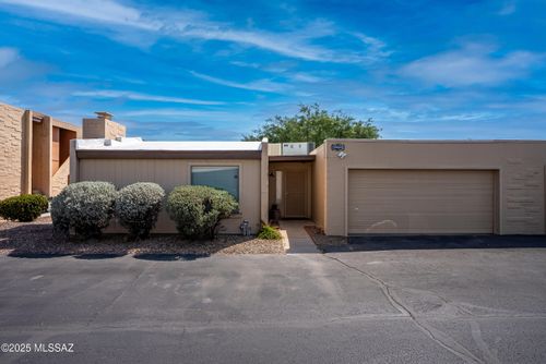 2030 N Terraza De La Cienega, Tucson, AZ, 85715-4138 | Card Image