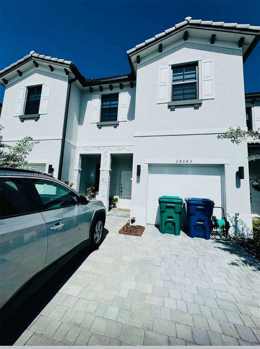 129th Ct, Homestead, FL 33033