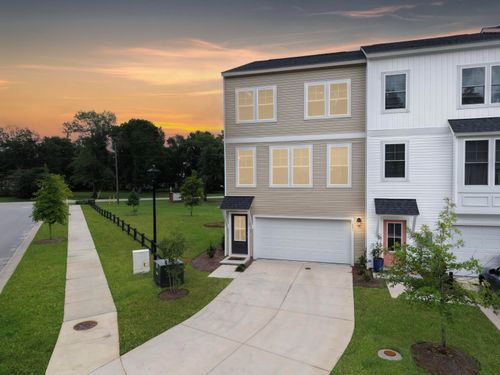 1001 Pettiford Pl, Hanahan, SC, 29410-4836 | Card Image
