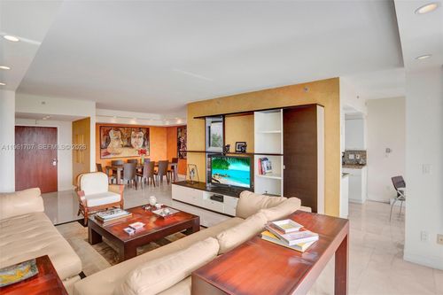 apt-503-2000 Island Blvd, Aventura, FL, 33160-4958 | Card Image