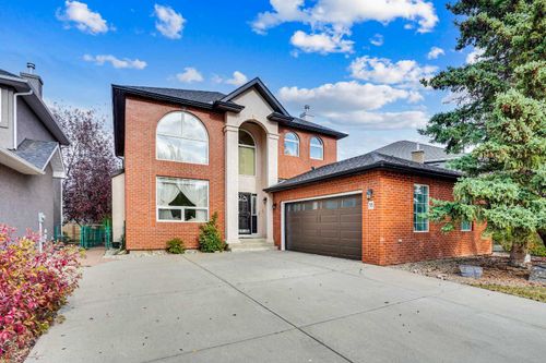 38 Strathridge Cres Sw, Calgary, AB, T3H3R9 | Card Image