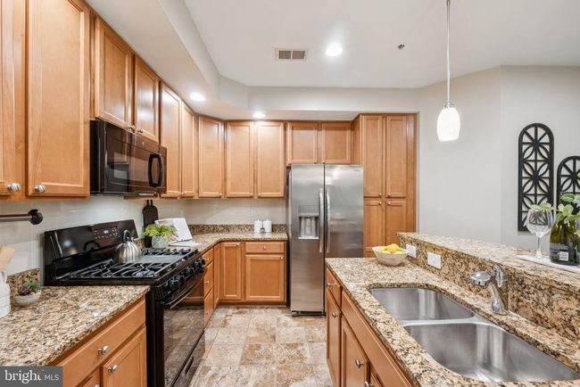 7506A - 7506 Stoney Run Dr, Townhouse with 3 bedrooms, 3 bathrooms and null parking in HANOVER MD | Image 7