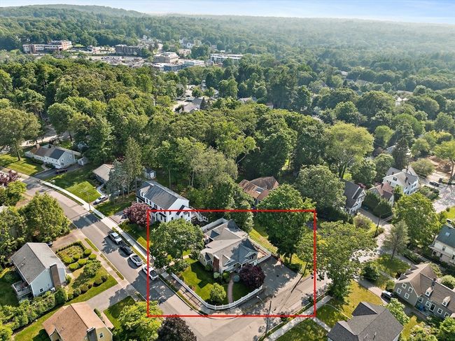 141 Cornell St, House other with 4 bedrooms, 3 bathrooms and 5 parking in Newton MA | Image 34