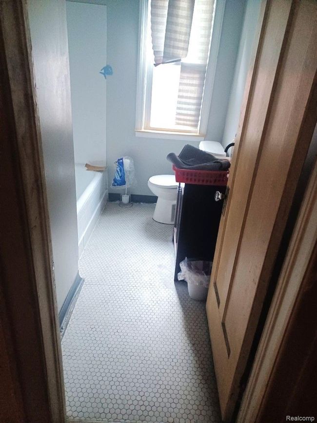 3025 Tuxedo St, Home with 0 bedrooms, 3 bathrooms and 2 parking in Detroit MI | Image 13