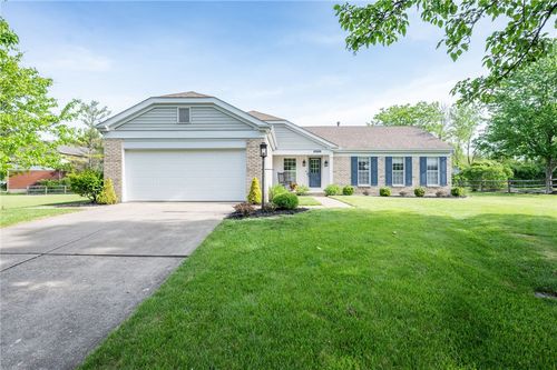 8288 White Hill Ln, West Chester, OH, 45069-7823 | Card Image