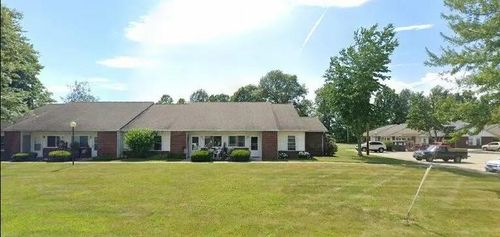 8 Senior Dr, Greenwich, OH, 44837-1151 | Card Image