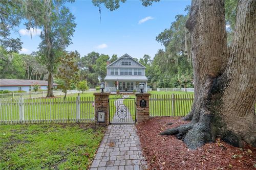 5750 Avenue H, MC INTOSH, FL, 32664 | Card Image