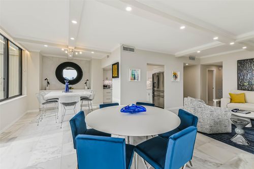 unit-15p-14 Greenway Plz, Houston, TX, 77046-1423 | Card Image