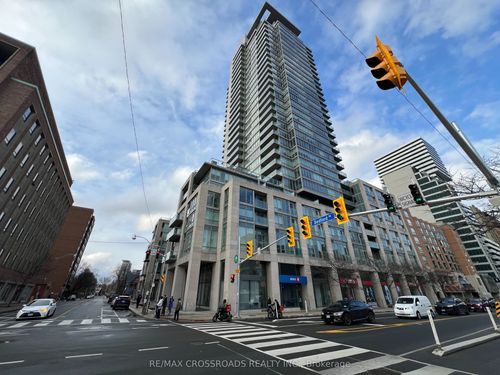 3003-1 Bedford Rd, Toronto, ON, M5R2B5 | Card Image