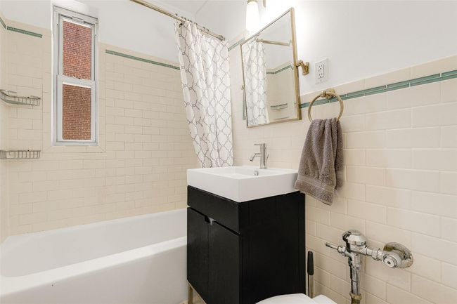 APT-3B - 72 112 Th St, Home with 2 bedrooms, 1 bathrooms and null parking in Forest Hills NY | Image 22