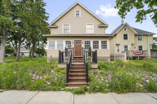 N88W16226 Park Boulevard, Menomonee Falls, WI, 53051 | Card Image