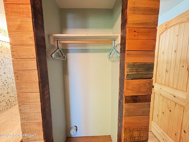 Hall closet | Image 15