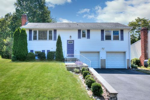 6 Silent Grove Ct, Norwalk, CT, 06851-1018 | Card Image