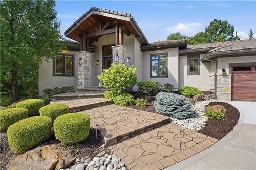 100 Dunhill Ct, Belton, MO, 64012-4501 | Card Image