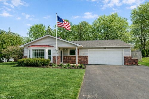 7755 Fairlawn Dr, Mentor, OH, 44060-7014 | Card Image