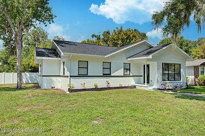 554 S Seneca Boulevard, House other with 3 bedrooms, 2 bathrooms and null parking in Daytona Beach FL | Image 2