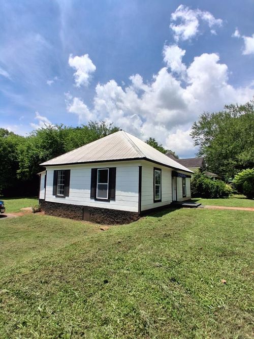 210 E 14th St Sw, rOME, GA, 30161-6304 | Card Image