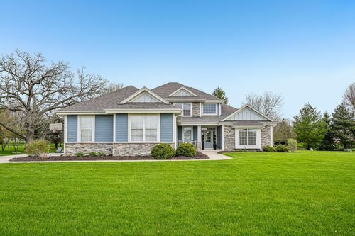 N73W24608 Peterson Rd, Sussex, WI, 53089-2038 | Card Image