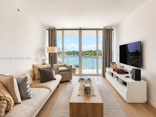 505-6580 Indian Creek Dr, Miami Beach, FL, 33141-5891 | Card Image