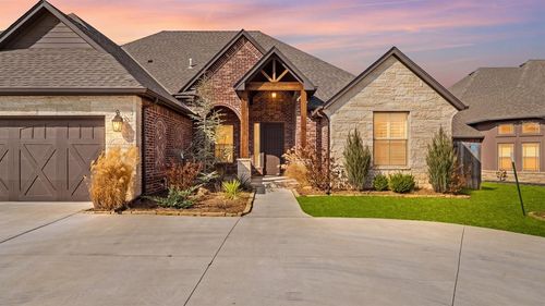 5705 Goldstone Ct, Mustang, OK, 73064-1079 | Card Image