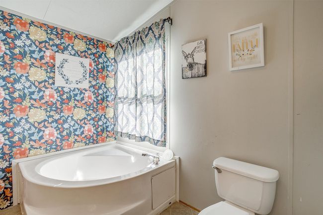 2909 Berry Patch Ln, House other with 3 bedrooms, 2 bathrooms and null parking in Joshua TX | Image 21