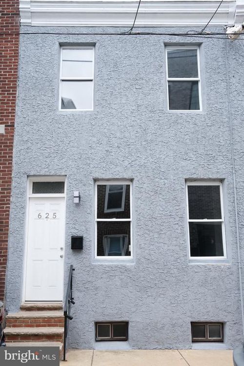 625 Cantrell St, PHILADELPHIA, PA, 19148-3221 | Card Image