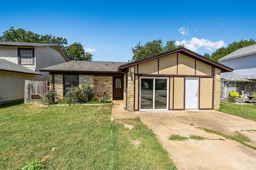 1800 Tamra Ct, Round Rock, TX, 78681-7350 | Card Image