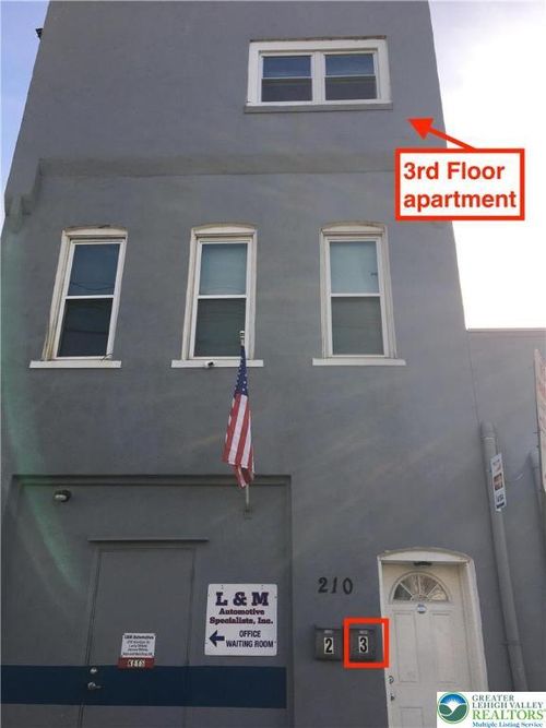 apt-3rd-210 W Gordon St, Allentown, PA, 18102-3141 | Card Image