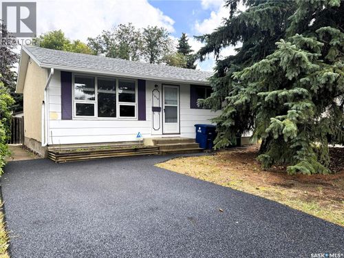 1619 Vickies Ave, Saskatoon, SK, S7N2P2 | Card Image