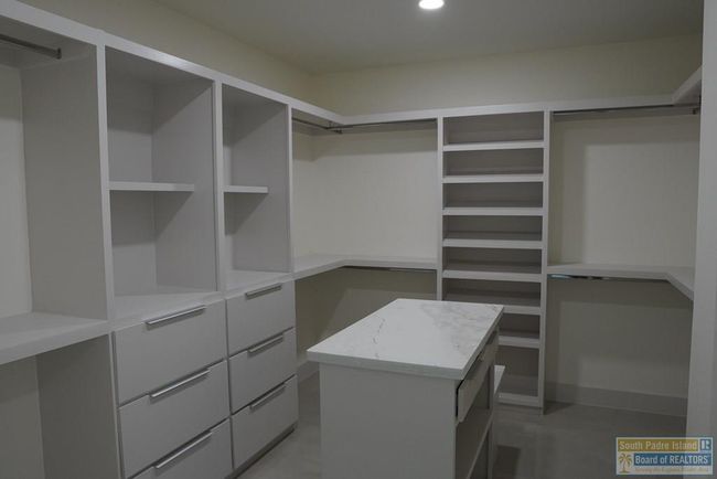 3718 White Rock Cir, House other with 4 bedrooms, 4 bathrooms and 2 parking in Harlingen TX | Image 48
