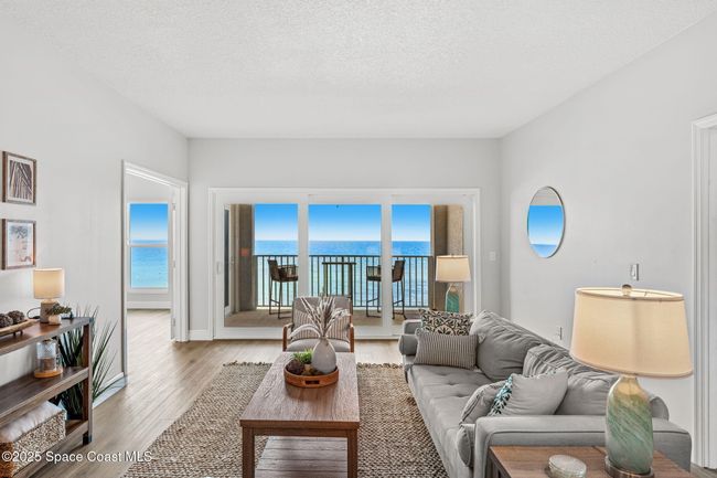 3C - 3037 S Highway A1a, Condo with 3 bedrooms, 3 bathrooms and null parking in Melbourne Beach FL | Image 9