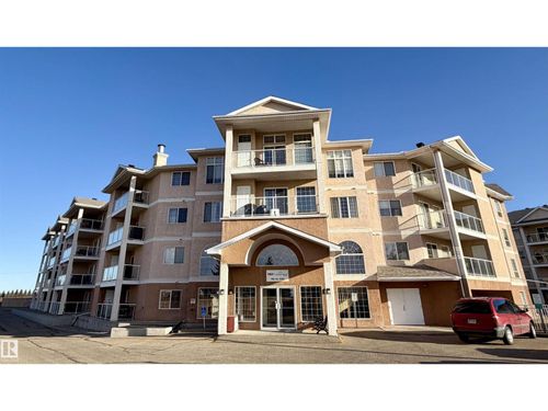 7801 Golf Course Rd, Stony Plain, AB, T7Z0C7 | Card Image