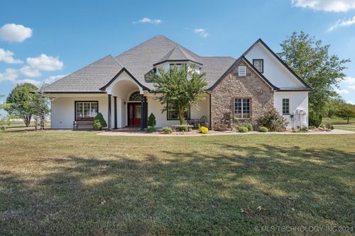 17763 S Peoria Avenue, Mounds, OK, 74047 | Card Image