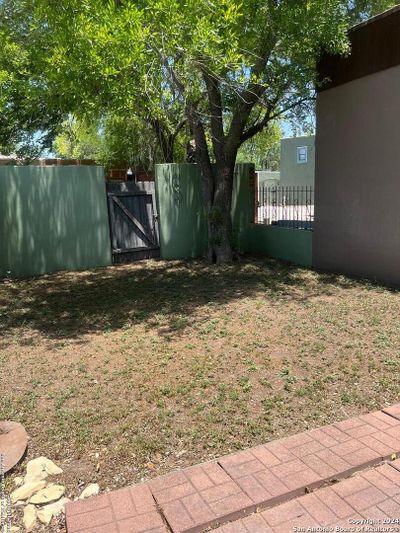 1 - 176 Avenida Juarez, Townhouse with 1 bedrooms, 2 bathrooms and null parking in Brackettville TX | Image 2