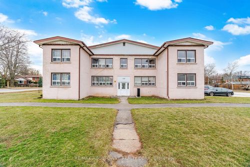 5-1047 Churchill Ave, Oakville, ON, L6H2A7 | Card Image