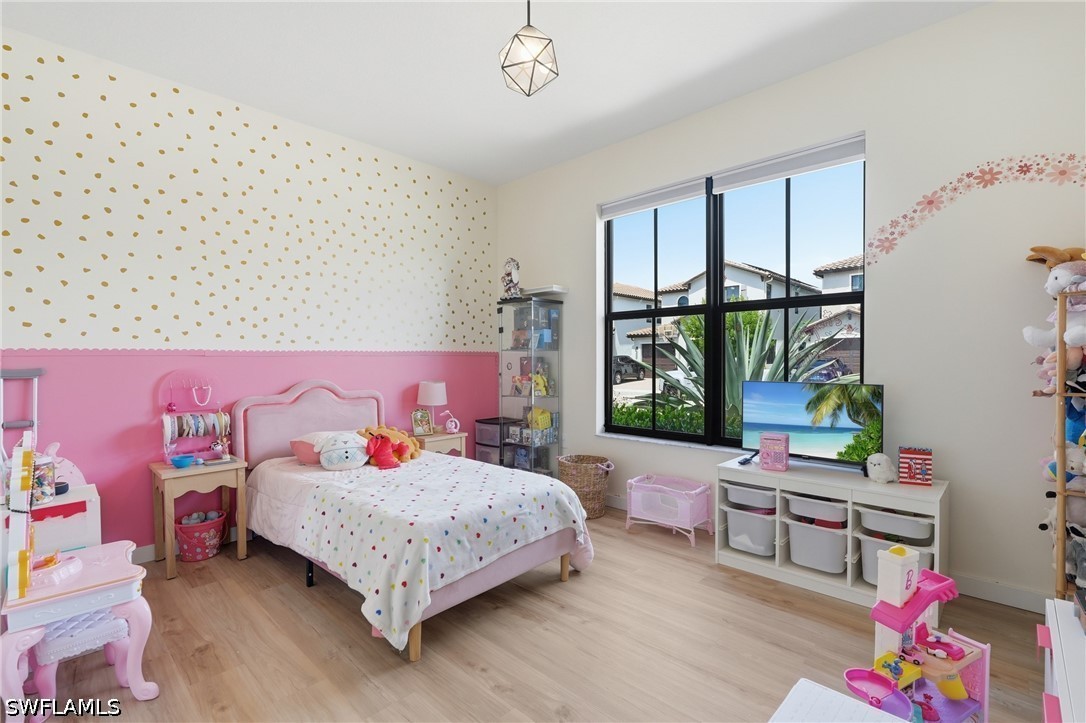 Residential in Naples 5